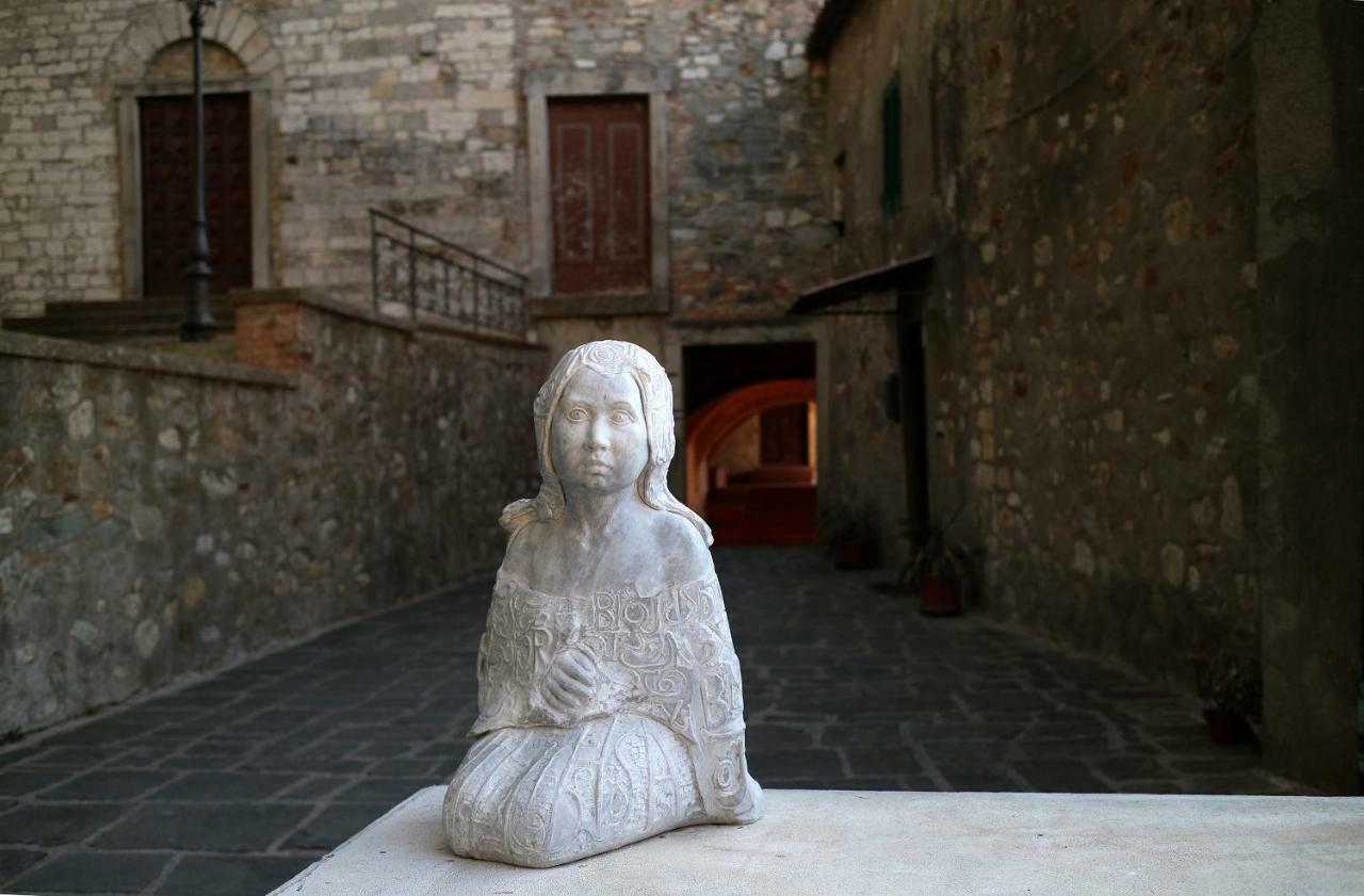 Andante Appartamenti Castelnuovo di Val di Cecina Luaran gambar
